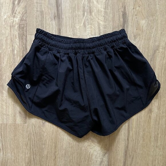 lululemon athletica Pants - Hotty Hot High-Rise Lined Short 2.5" size 4